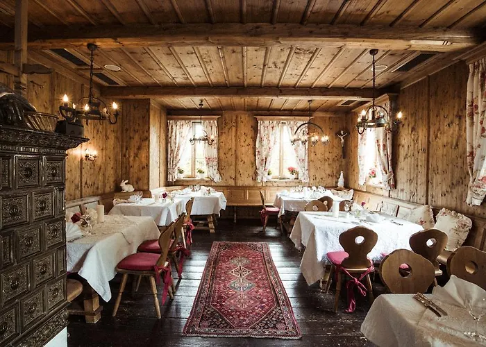 Limmerhof Отель Тауфкирхен